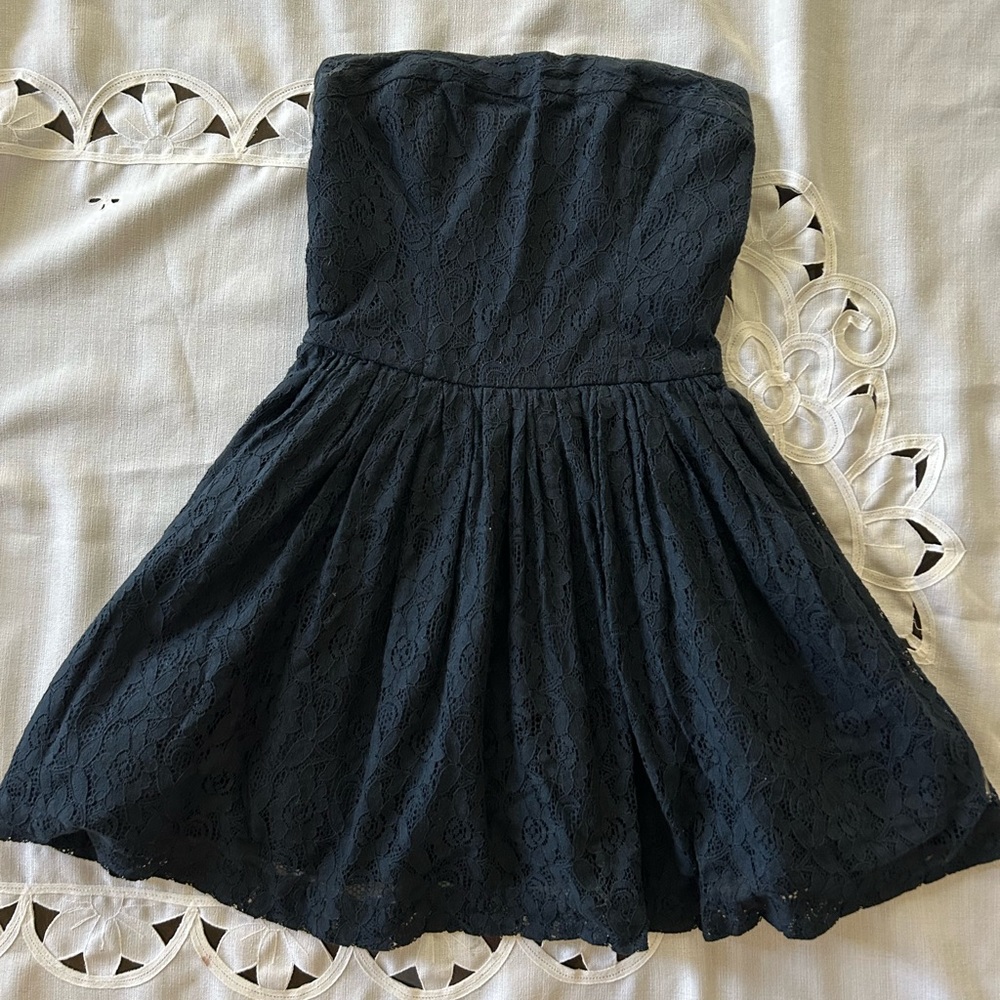 black lace strapless dress